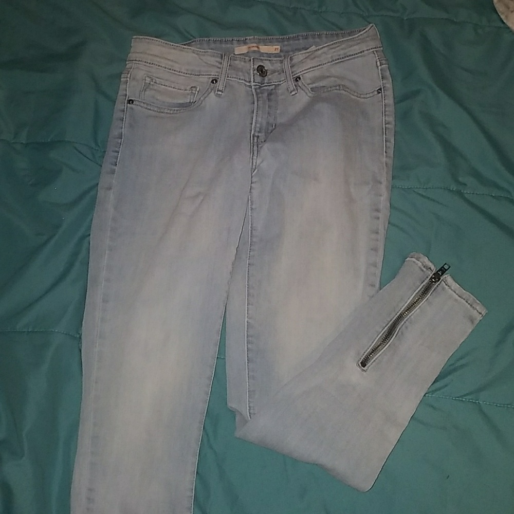 Skinny jeans